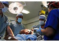 Prostate Cancer Prostatic Dis：保留Retzius間隙與標(biāo)準(zhǔn)機(jī)器人輔助根治性前列腺切除術(shù)治療臨床局部前列腺癌那個(gè)更好？