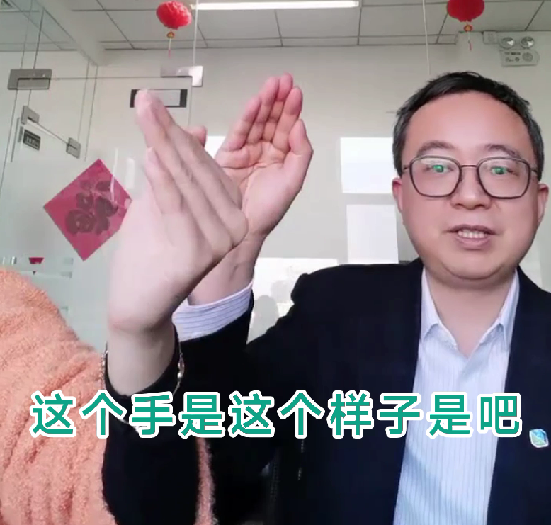老年人感染新冠，不建議吃止咳藥！